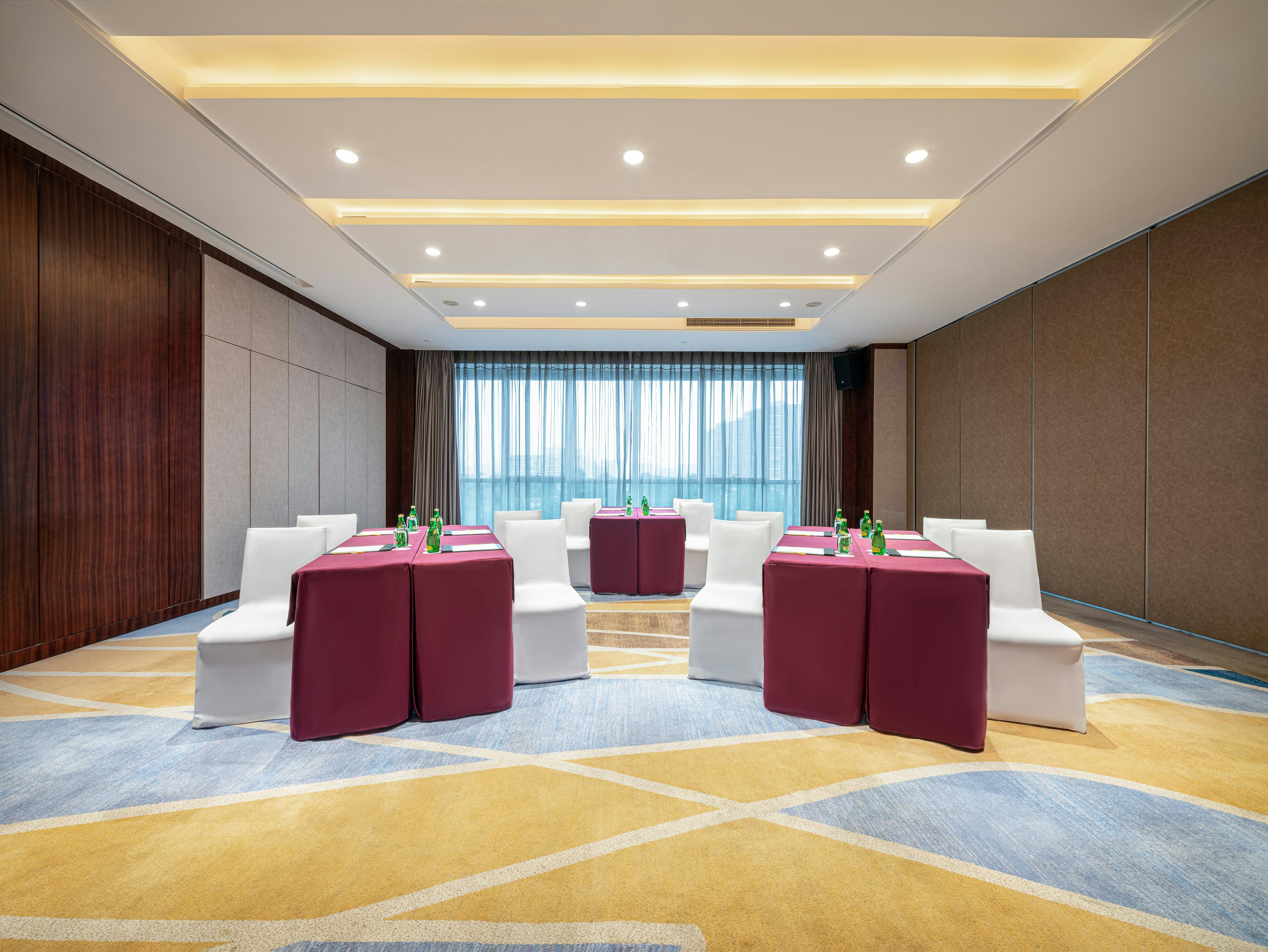 Hilton Garden Inn Chengdu Huayang 65/67