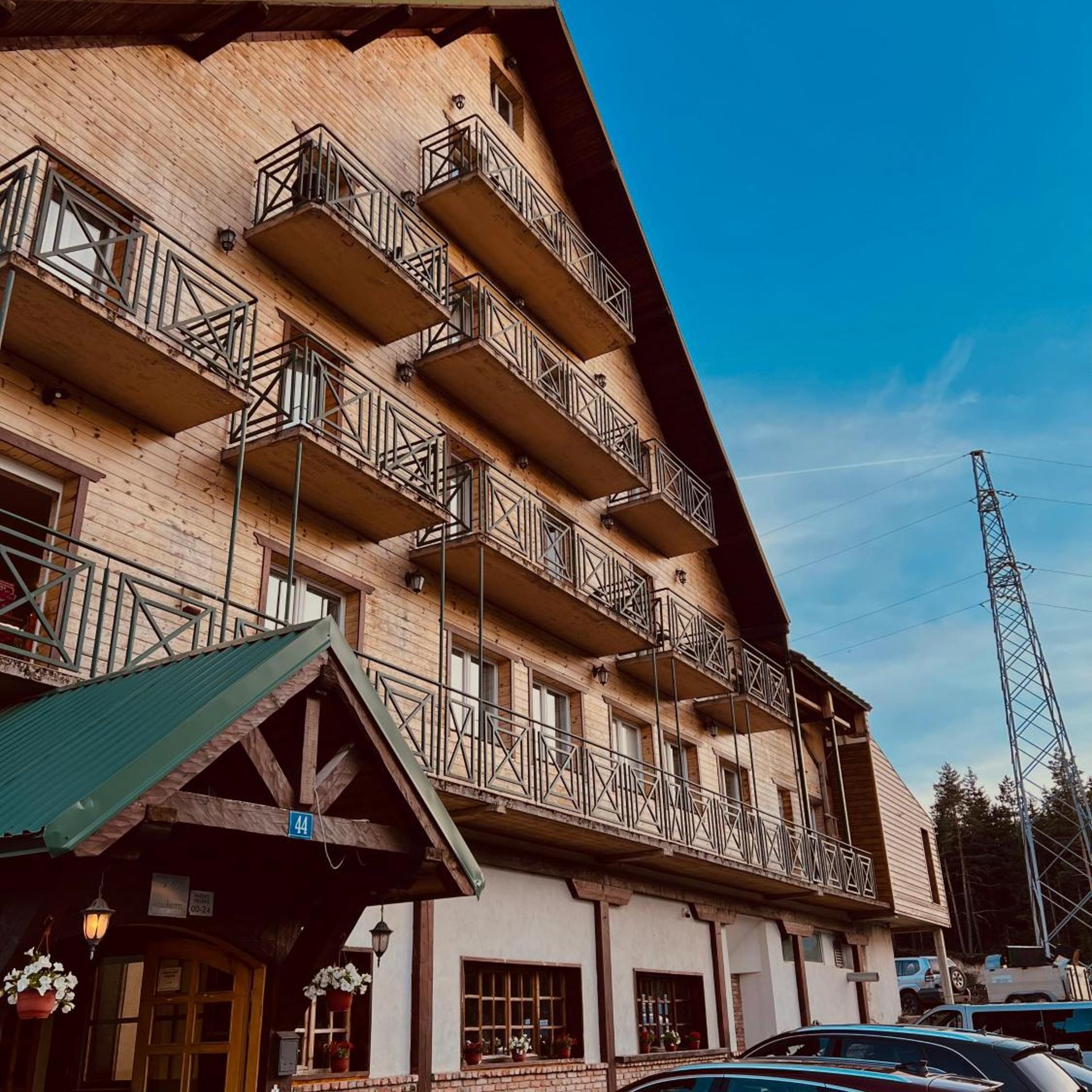 Hotel Enigma 2/72