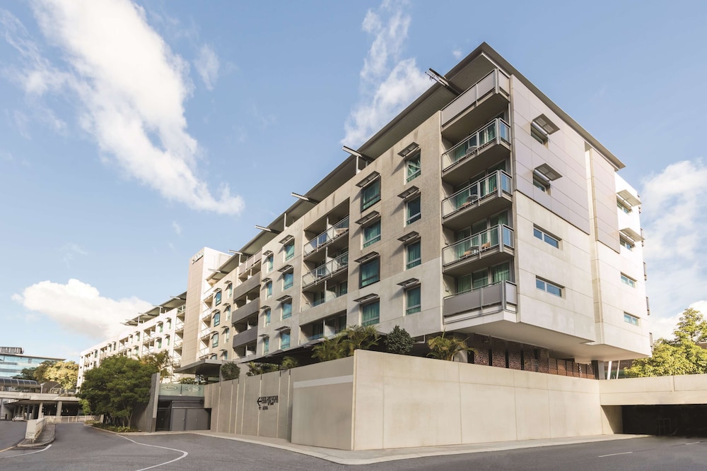 Adina Apartment Hotel Perth 69/73