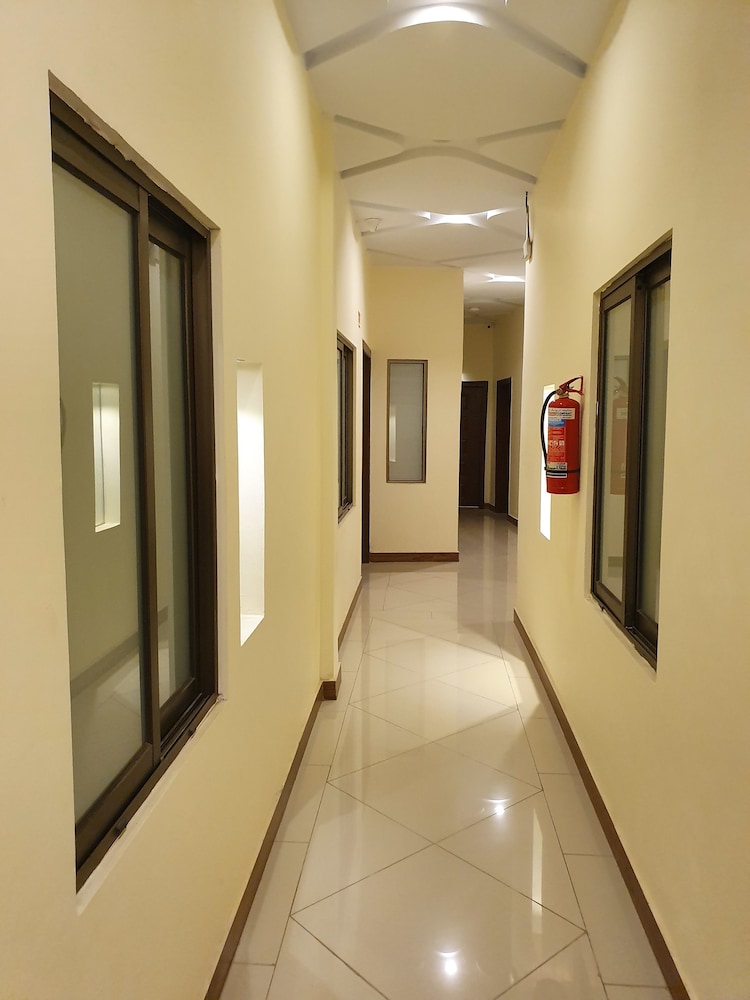 S Chalet Multan 27/44