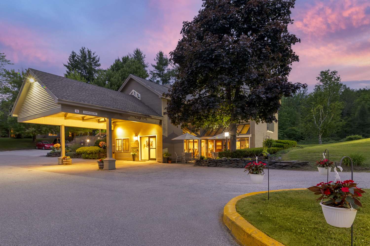Best Western Inn & Suites Rutland-Killington 2/48