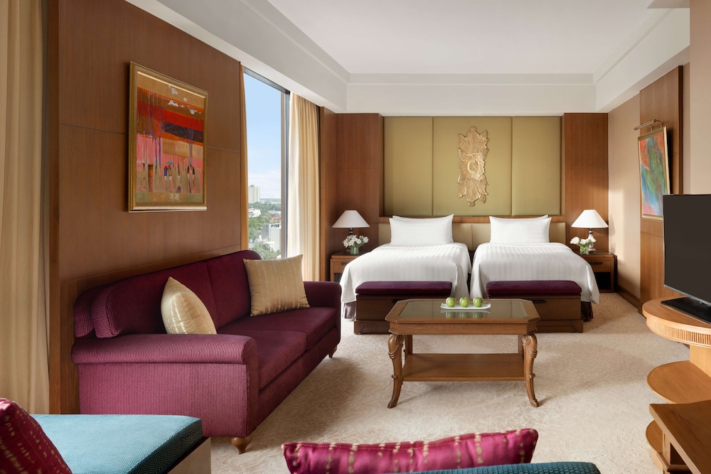 Shangri-La Chiang Mai 40/65