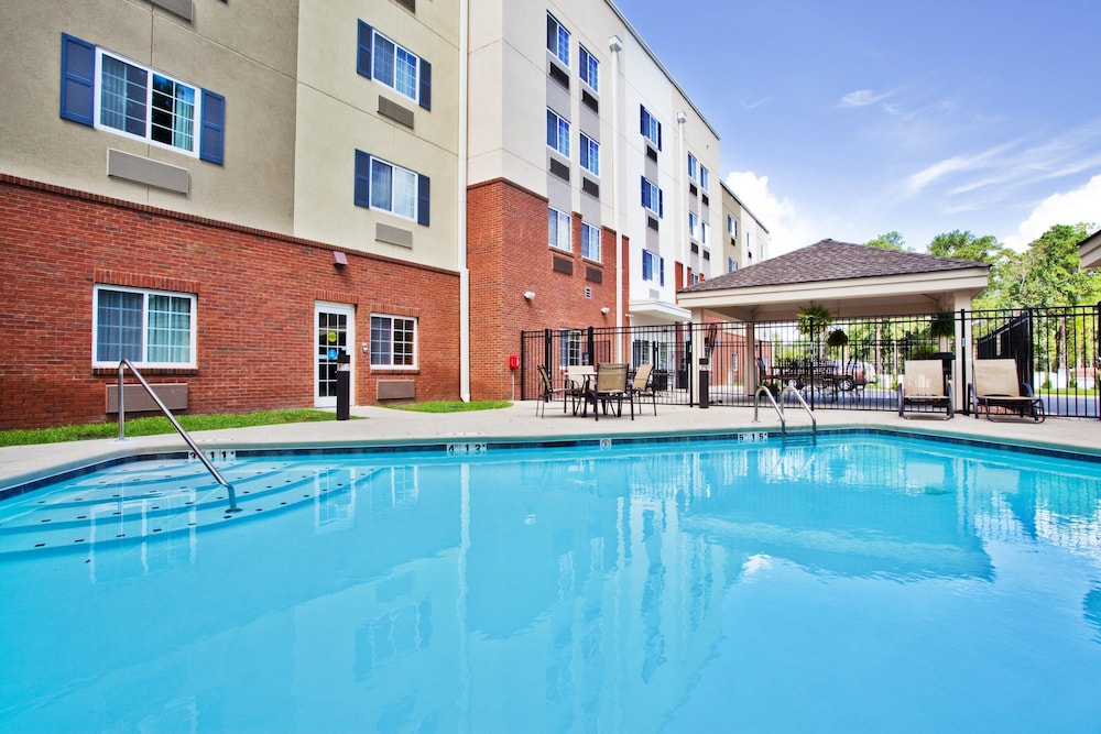 Candlewood Suites Columbus Fort Benning 3/75