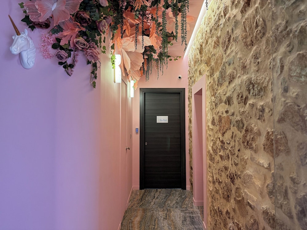 Fairytale Athens - Luxury Suites 62/67