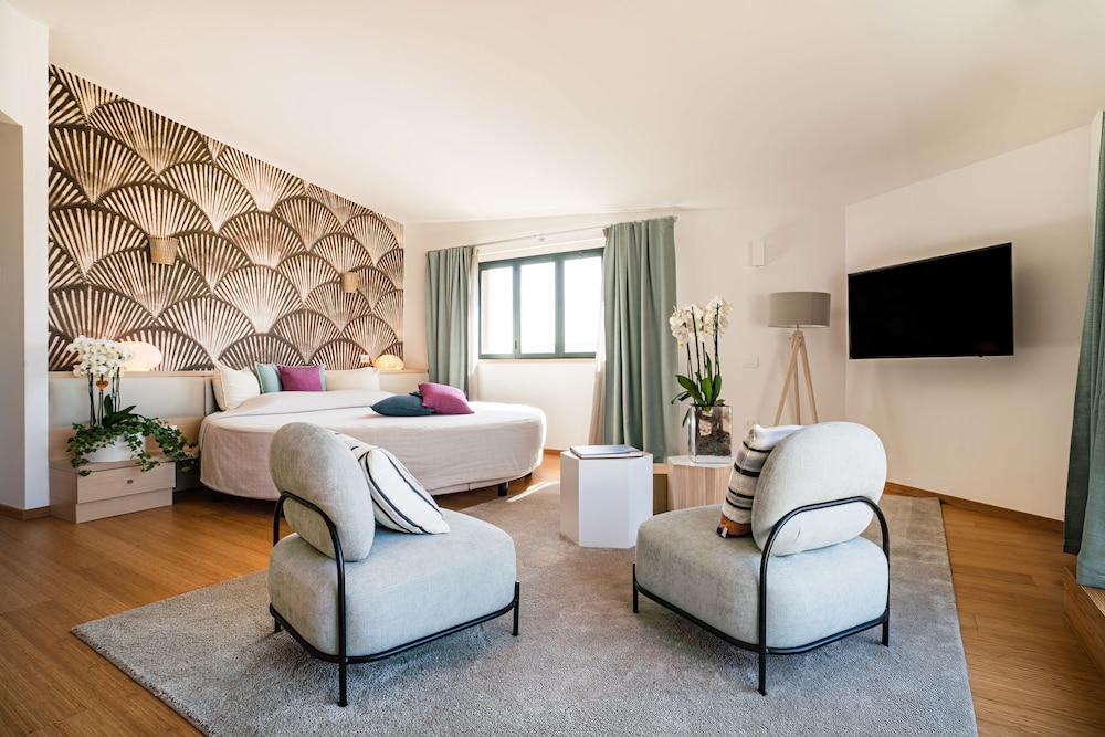 Mercure Olbia Hotel e Spa 52/76