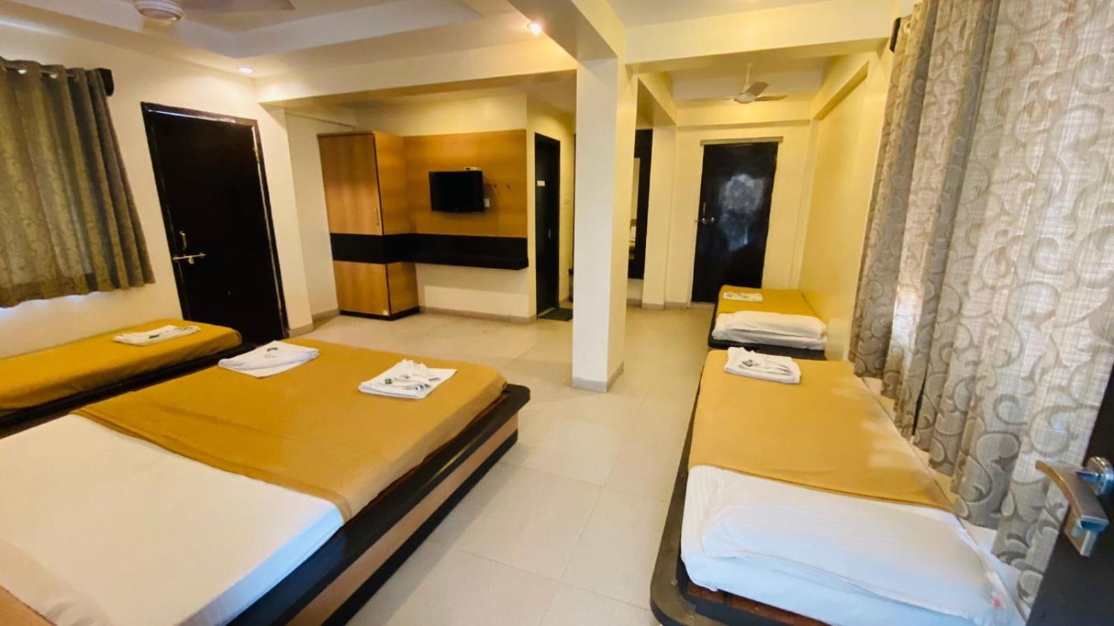 Hotel Sai Gurusthan 29/70