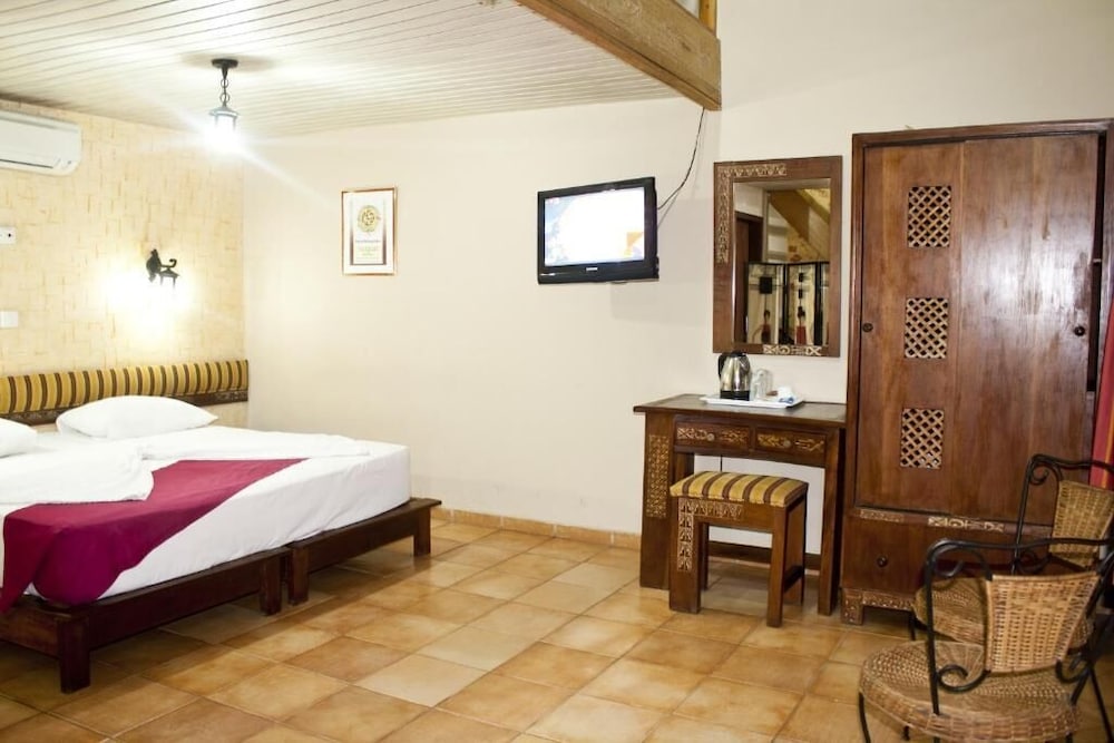 Paloma Hotel Ring Road Central 10/56