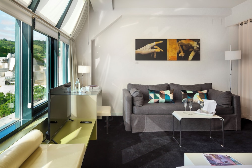 Miro Hotel 54/70