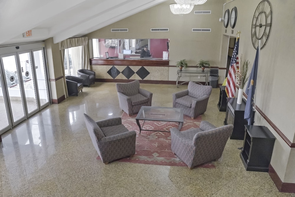 Economy Hotel Plus Wichita 12/16