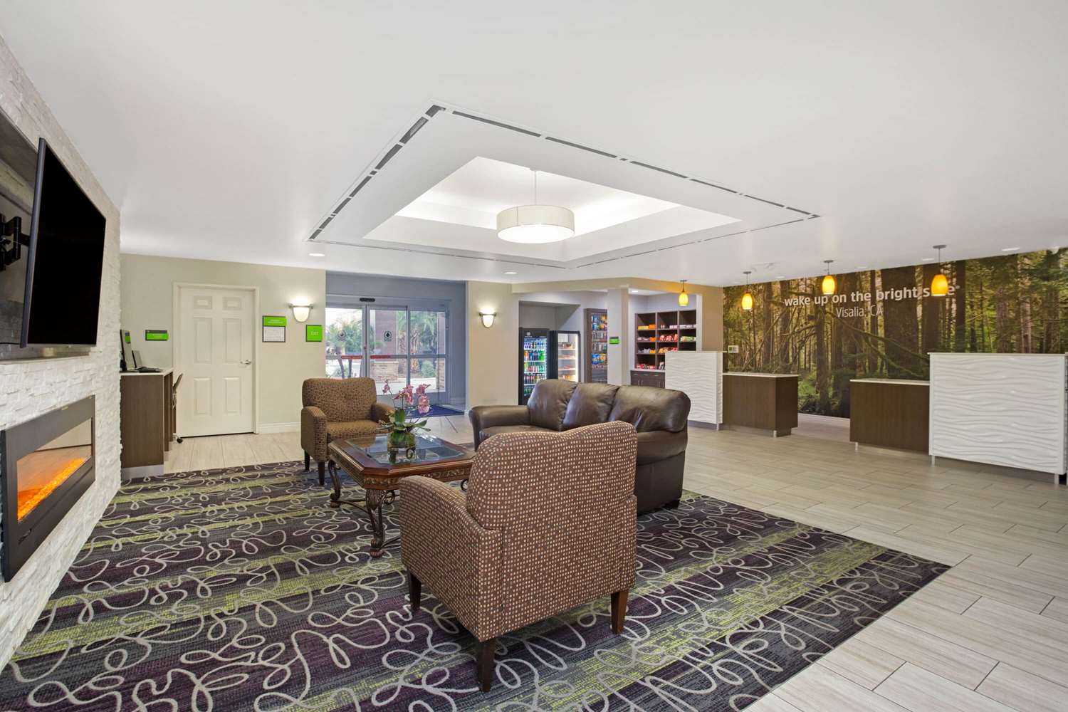 La Quinta Inn & Suites by Wyndham Visalia/Sequoia Gateway 5/60