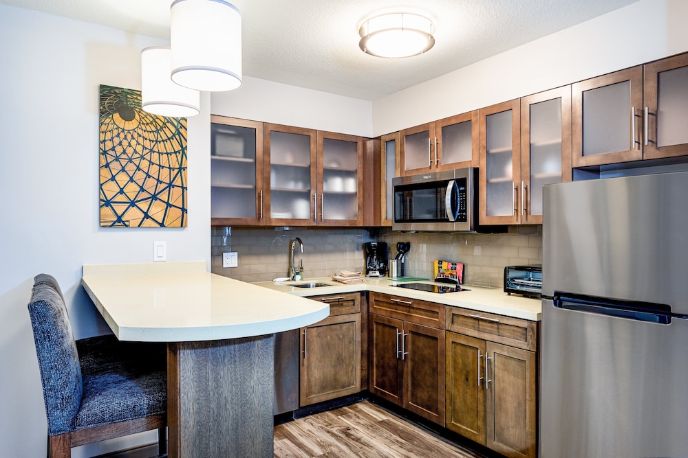 Staybridge Suites Fort Lauderdale Airport - West 45/53