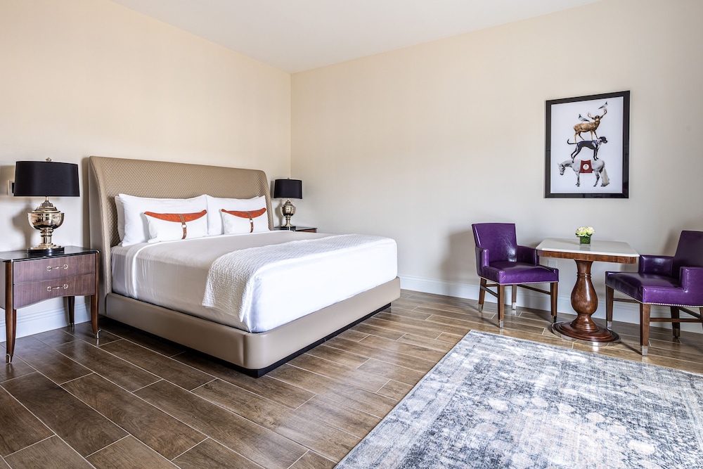 The Riding Academy Hotel 2/15