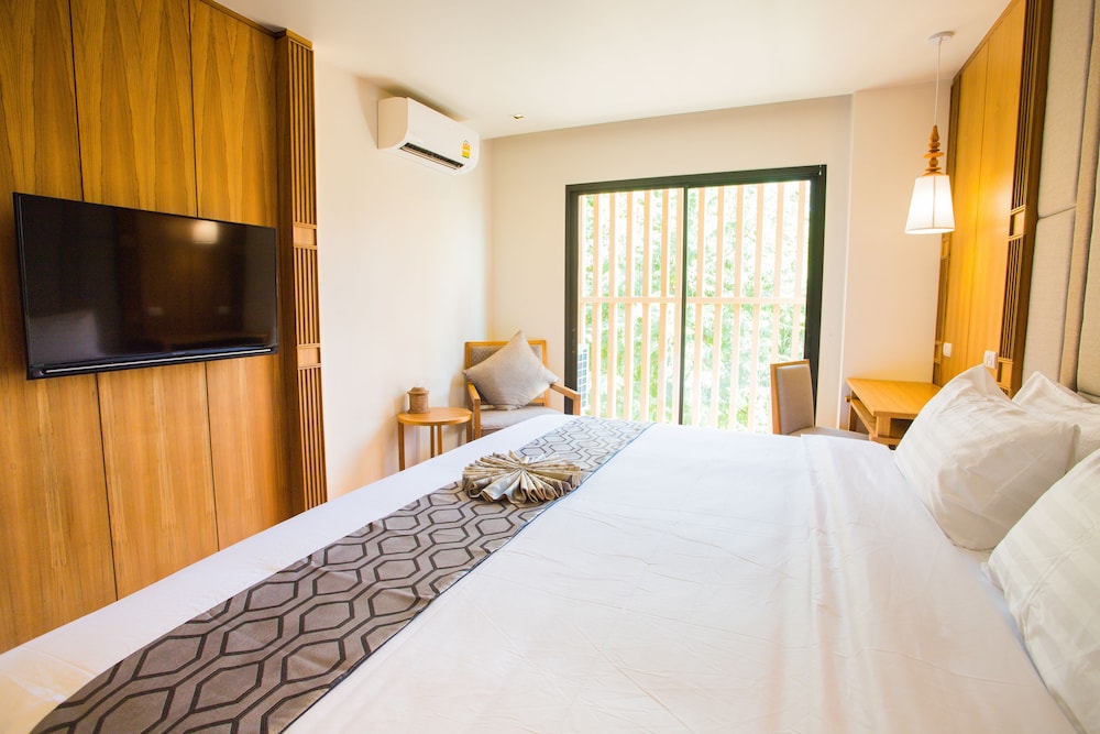 Lanna Thaphae Hotel 12/54