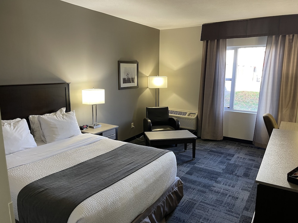 Room, Queen Bed, Accessible