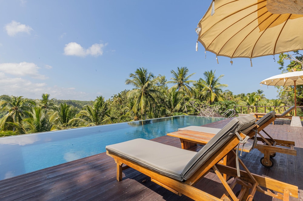 Amanuba Ersadeva Resort Jembrana 12/30