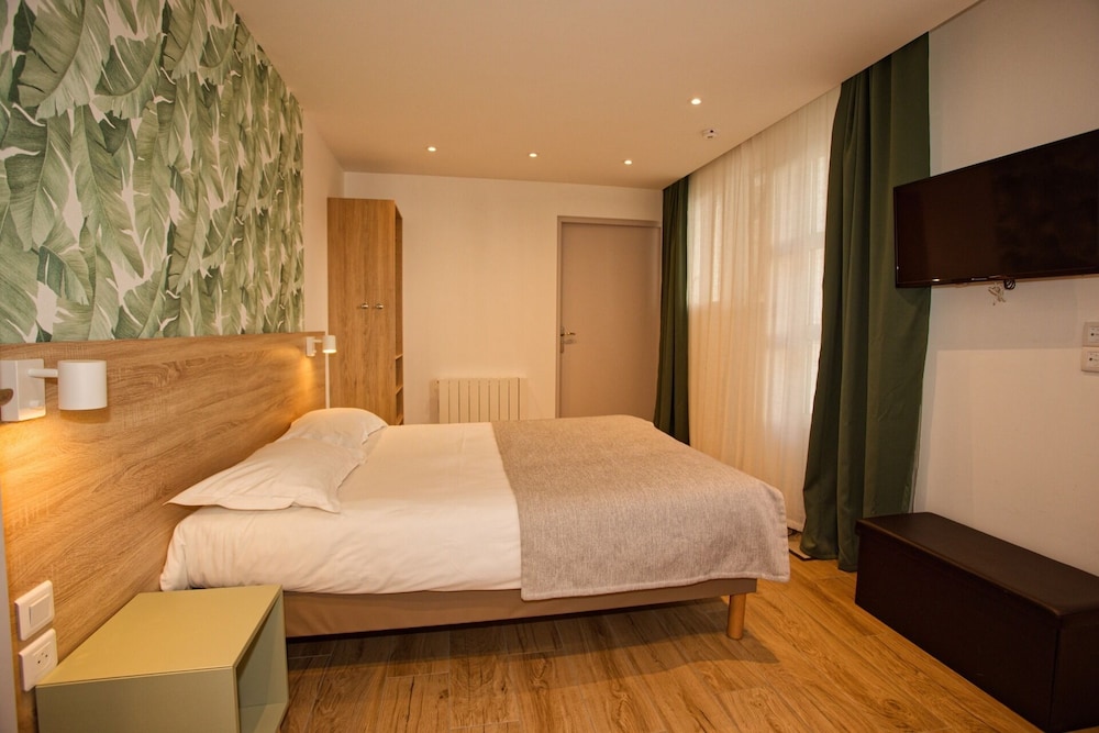 Hotel Ocean Dinan 24/63