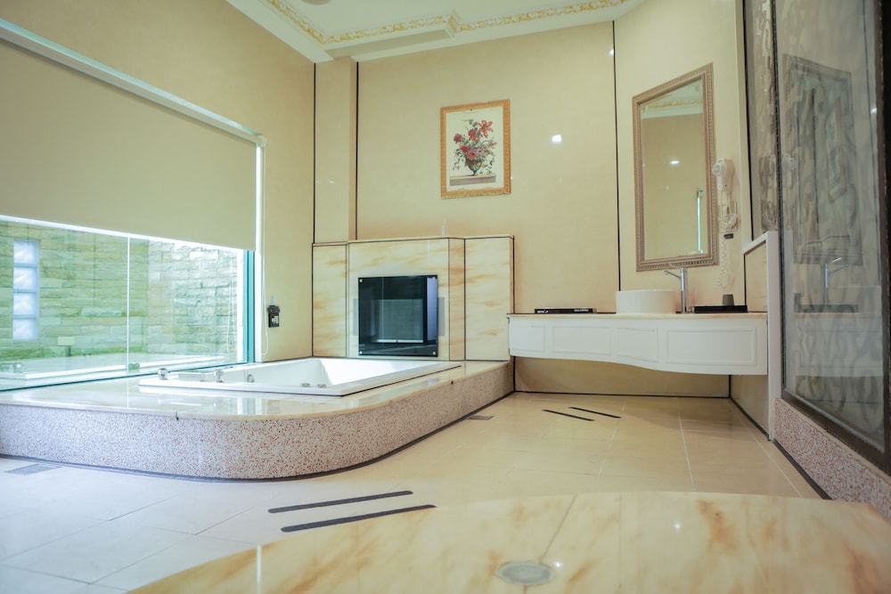 Ohya Boutique Motel-Xinying 8/56