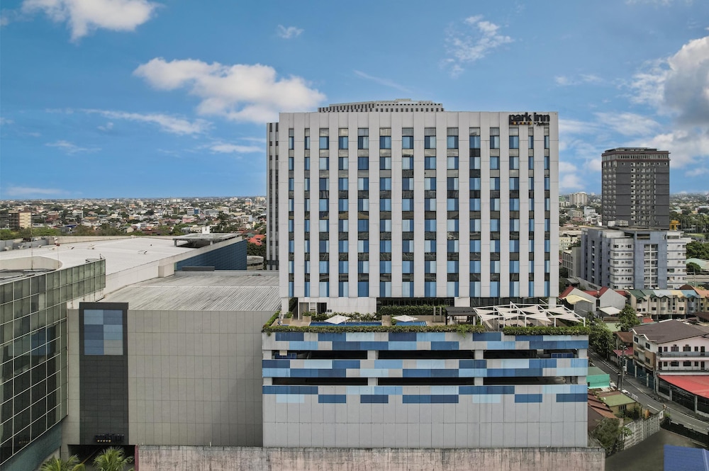Park Inn By Radisson North Edsa 2/71