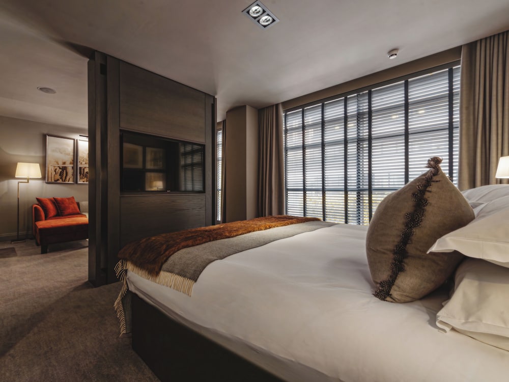 Signature, Suite, King Bed