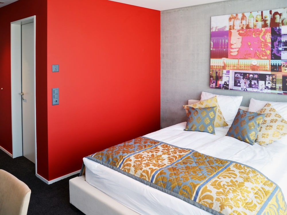 Hotel Swiss Star 10/59