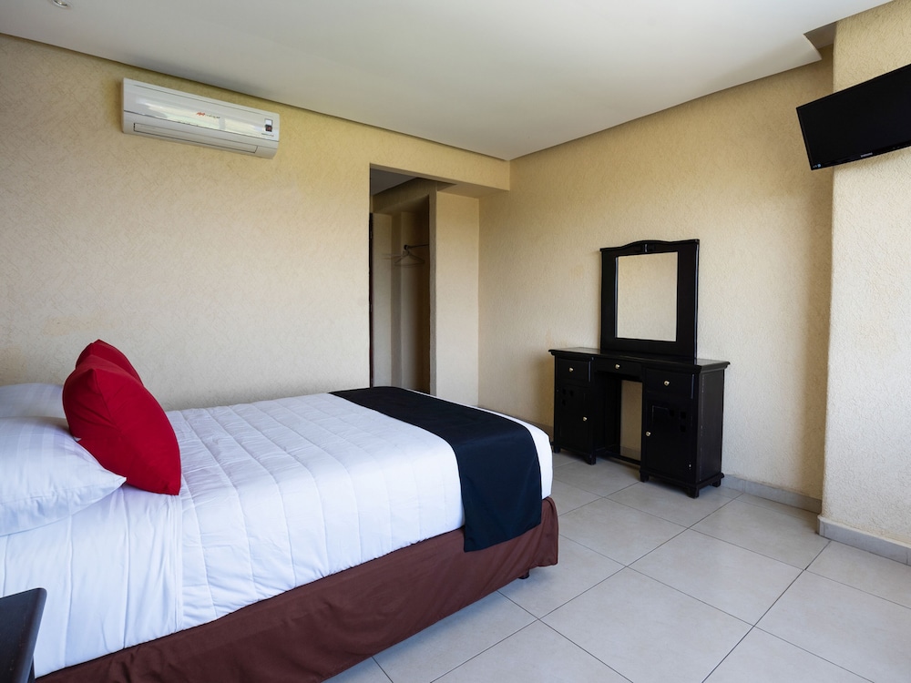 Capital O Hotel Los Caracoles 8/29