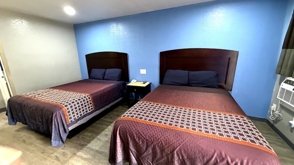 OYO Hotel Waldron AR - Hwy 71 23/52