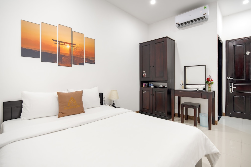 Phuong Dong Hotel & Apartment 7/35