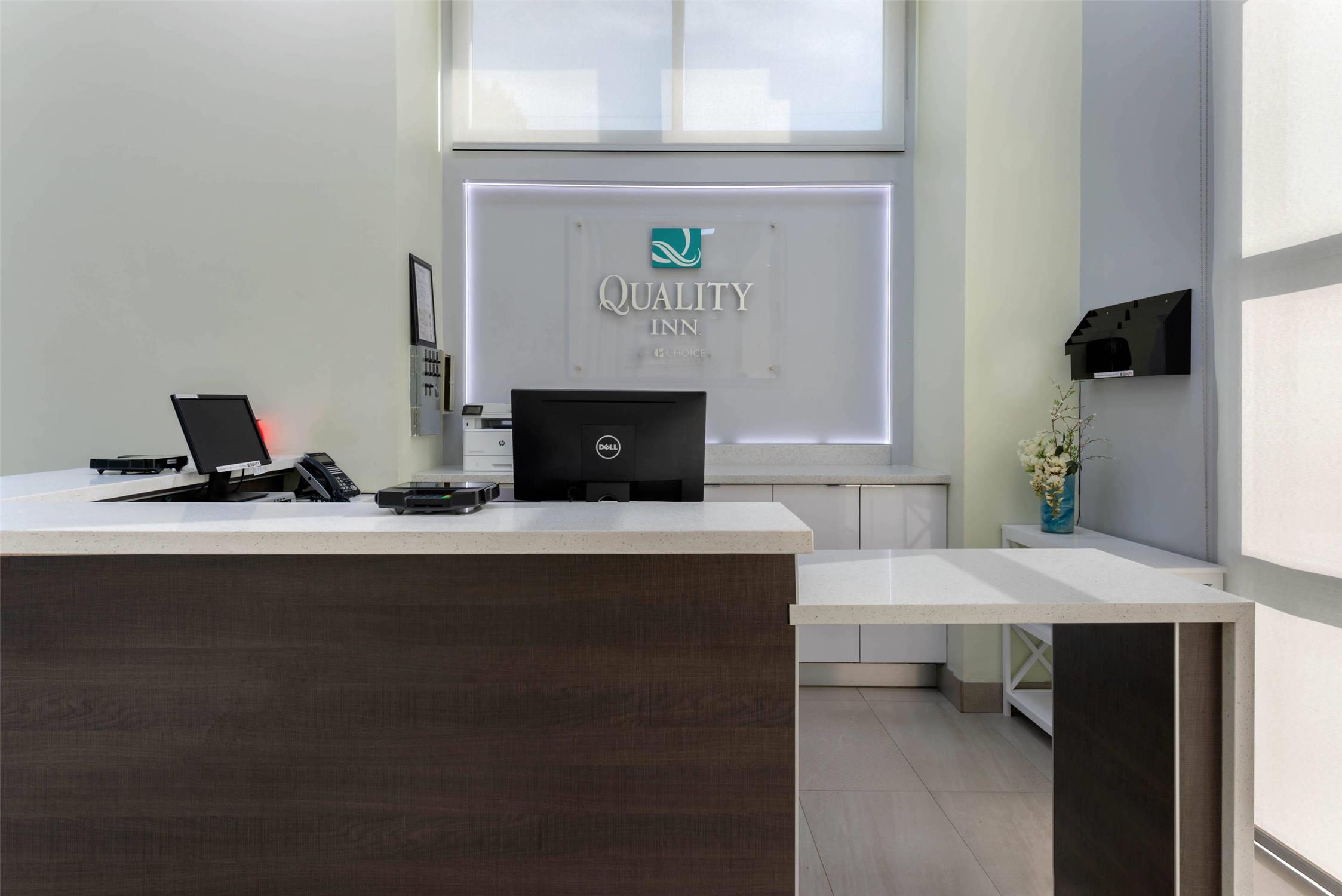 Quality Inn University North I-75 6/12