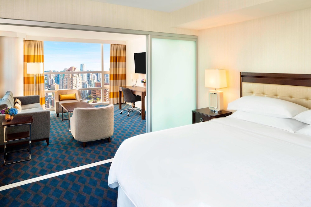 Sheraton Vancouver Wall Centre 4/34