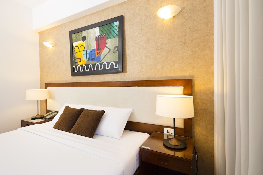 Starlet Hotel 19/64