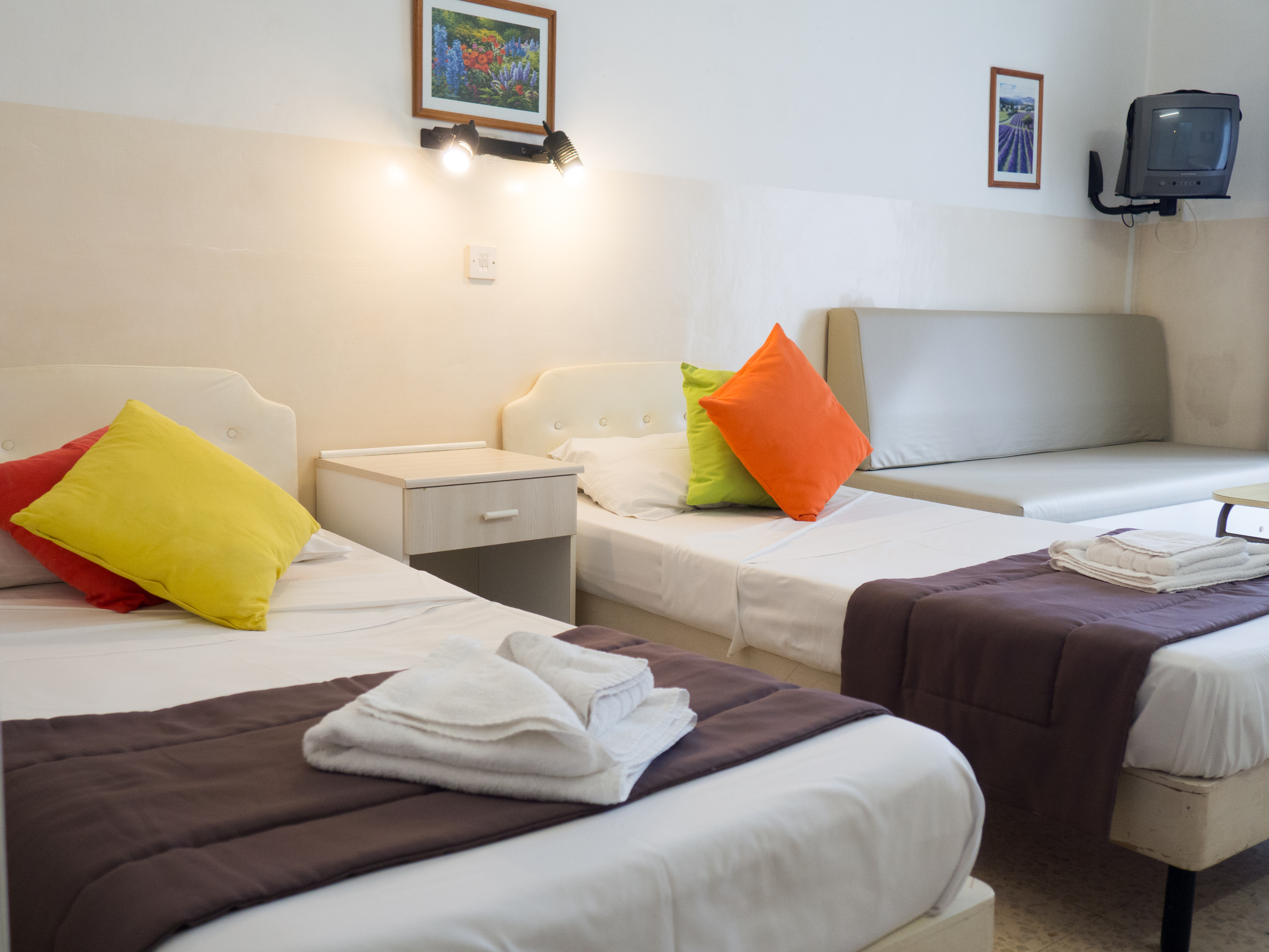 Huli Hotel and Apartments 14/25