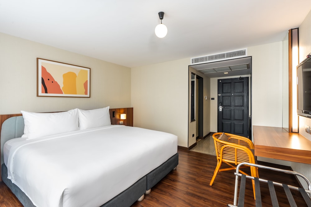 Arck Hotel 11/50