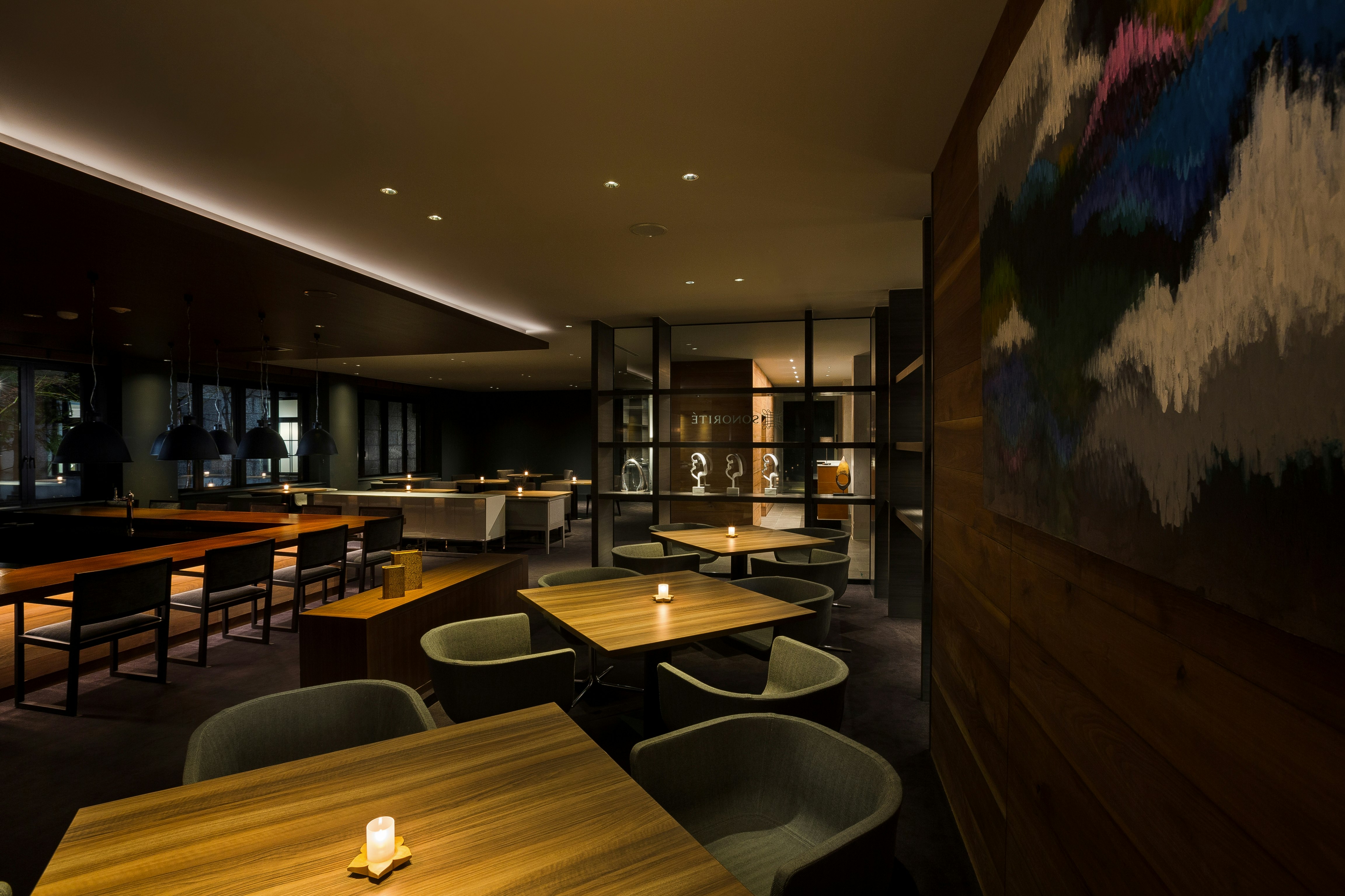 Kyukaruizawa Kikyo Curio Collection By Hilton 8/14