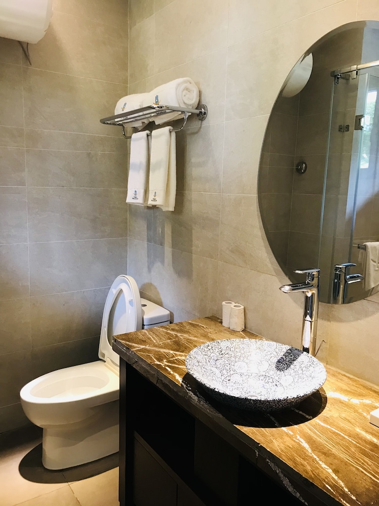 H Resort Bohol – The Coral Cliff by SMS Hospitality 63/65