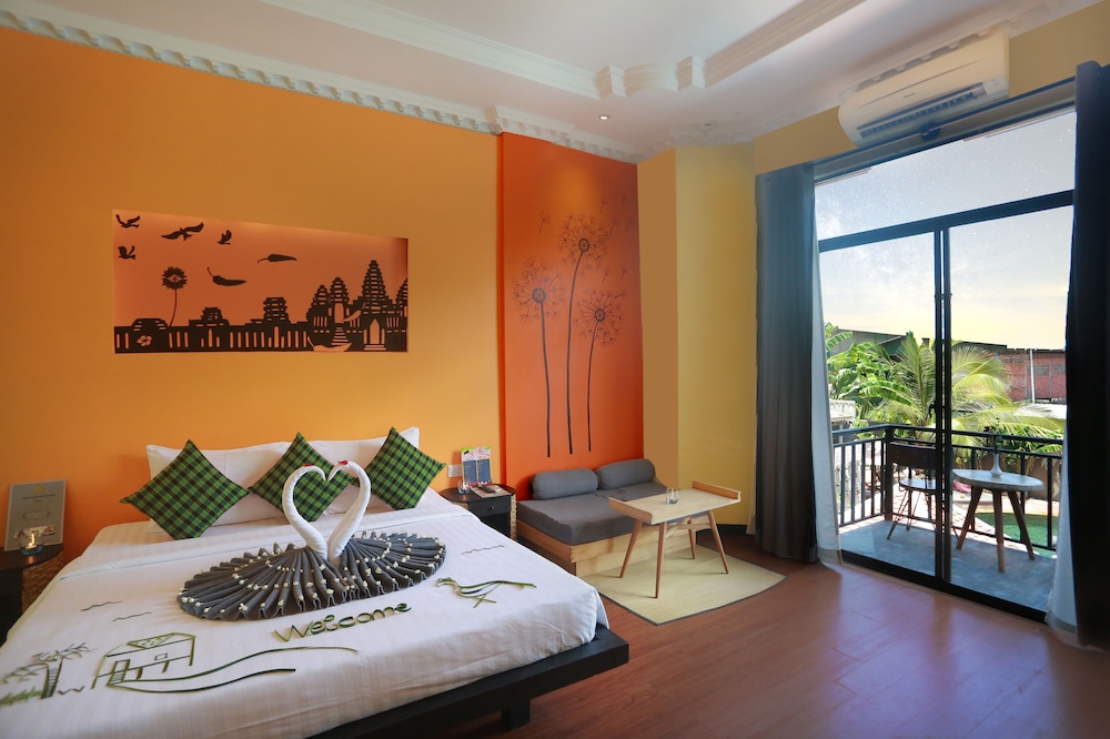 PRIVILEGE, DOUBLE BED, POOL VIEW, BALCONY