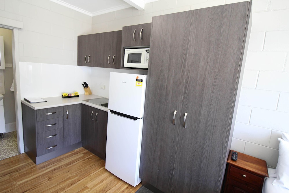 Nobby Beach Holiday Village 6/50