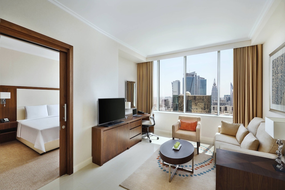 كورتيارد ماريوت(Courtyard by Marriott Riyadh Olaya) 22/38