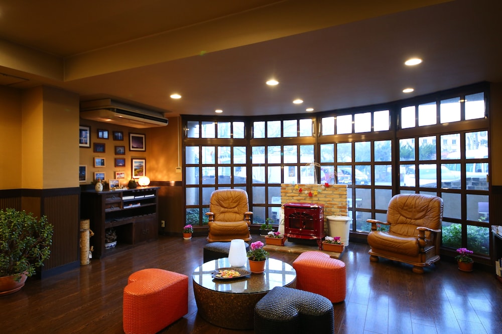 KAWAGUCHIKO PARK HOTEL 35/50