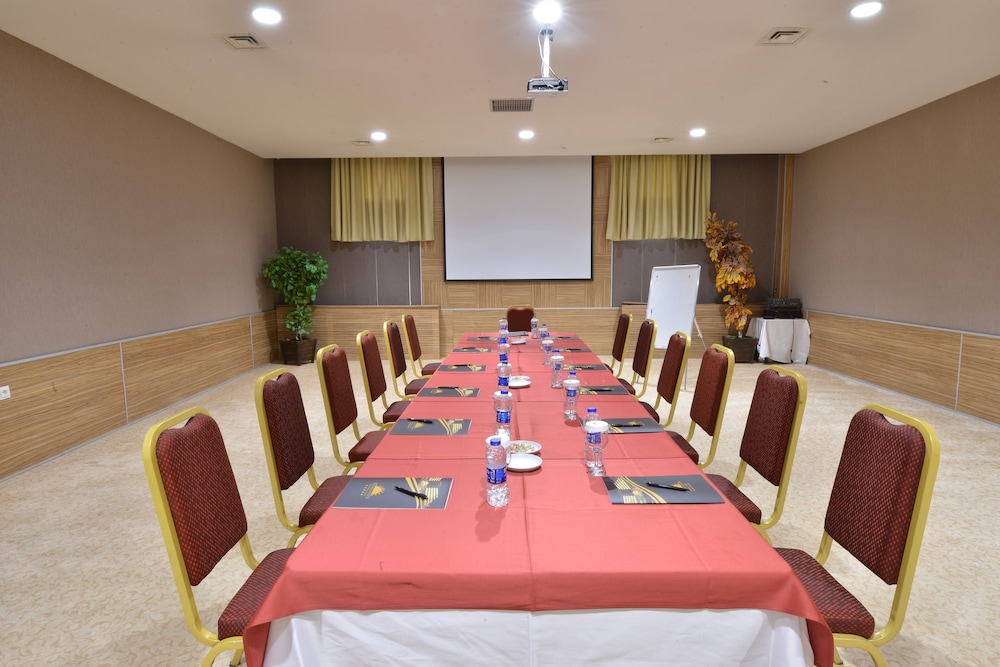 Anadolu Hotels Esenboga Thermal 41/50