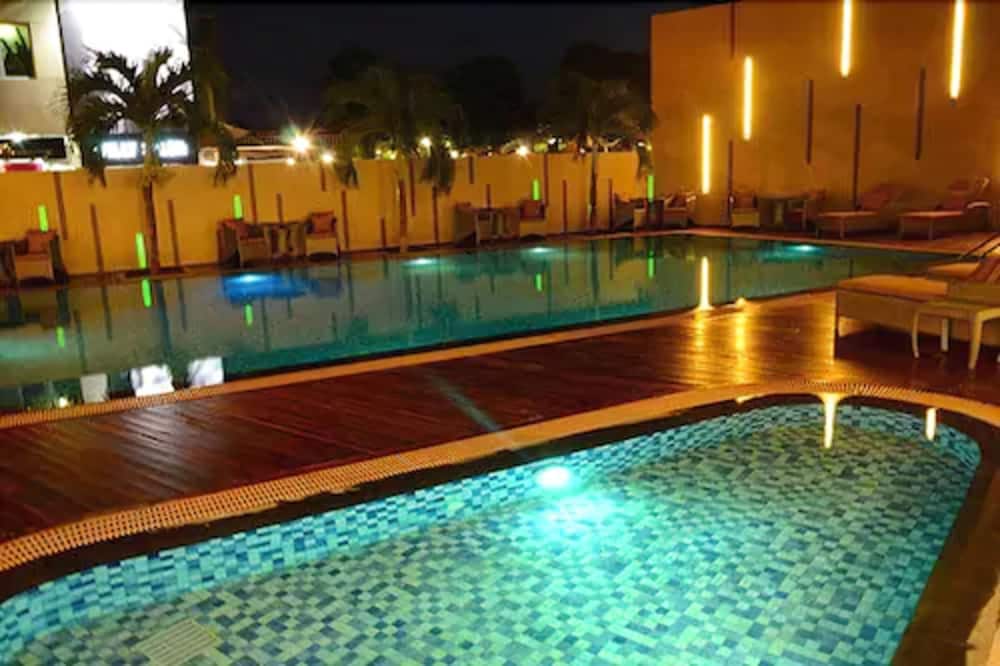 Nagoya Hill Hotel Batam 29/44