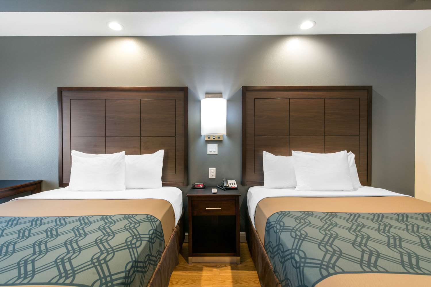ROOM, 2 QUEEN BEDS