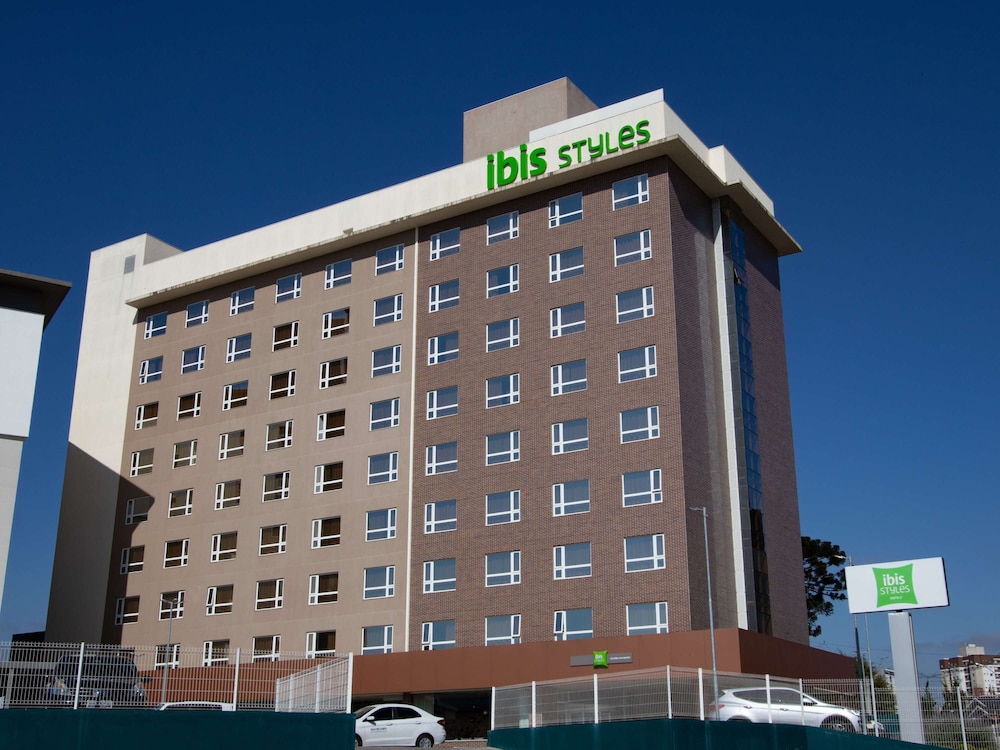 Ibis Styles Curitiba Airport Hotel 1/48