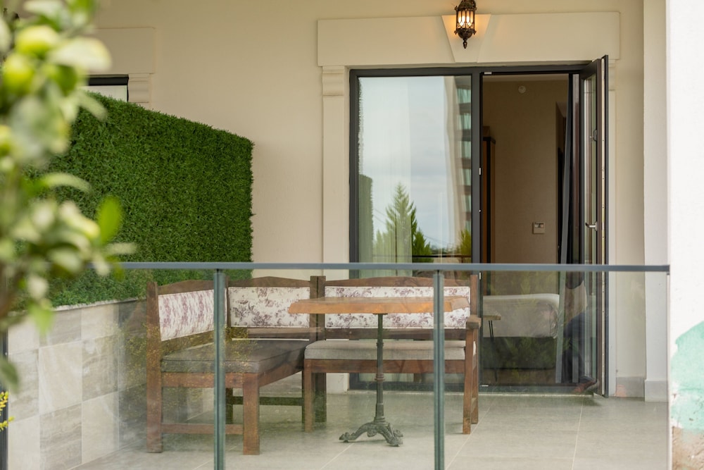Holiday Inn Trabzon-East by IHG 9/43