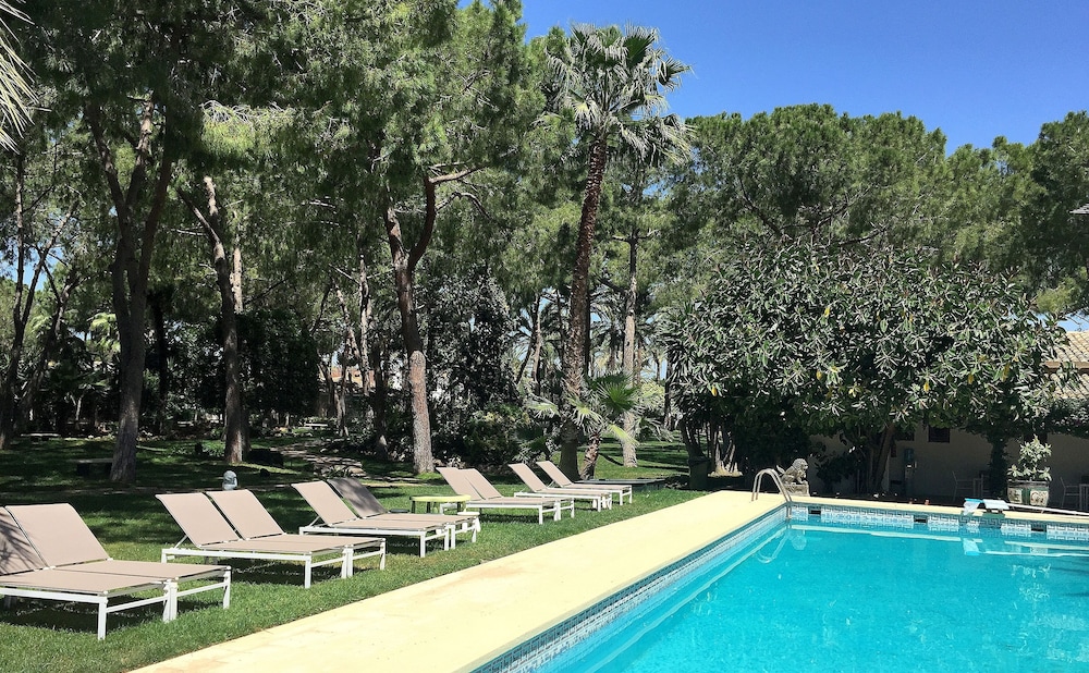 Resort Oasis 43/50