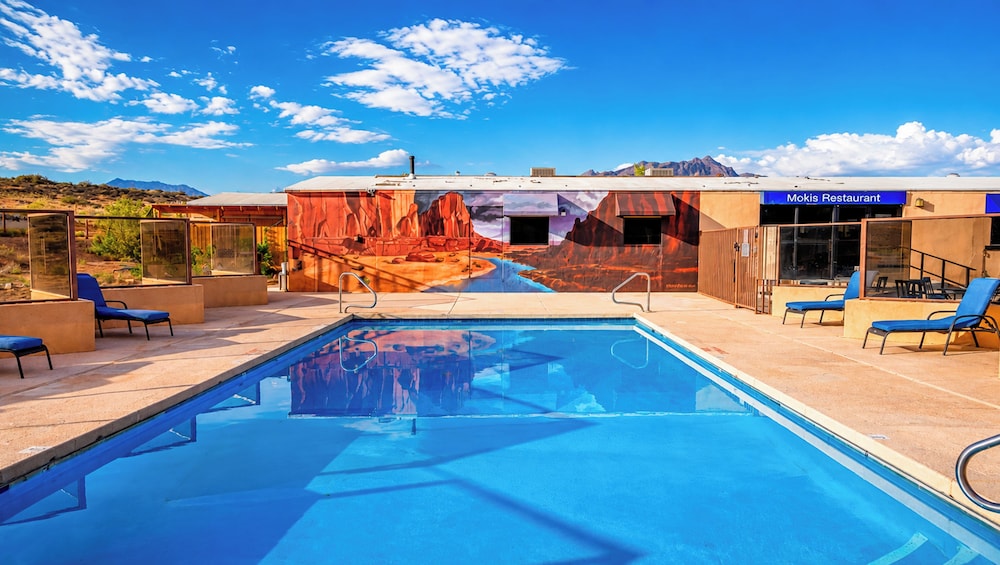 Ticaboo Lodge Lake Powell 46/72