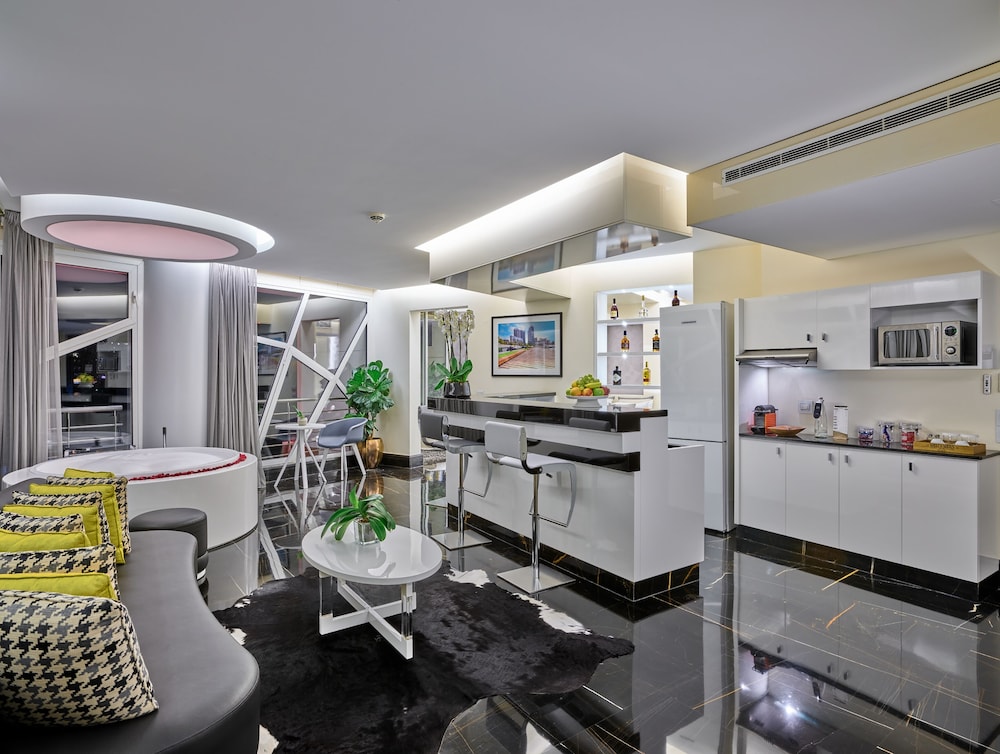 Sodeco Suites 49/57