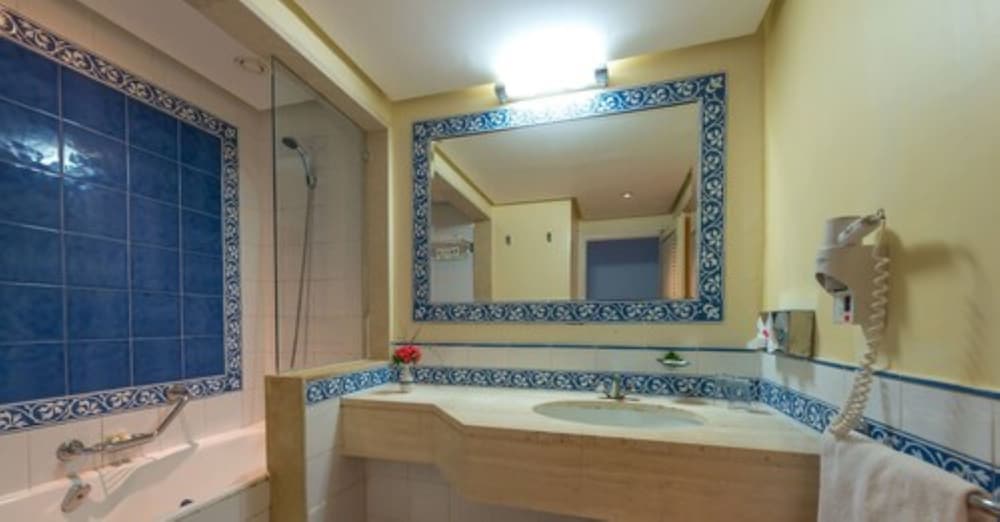 Regency Monastir 50/50