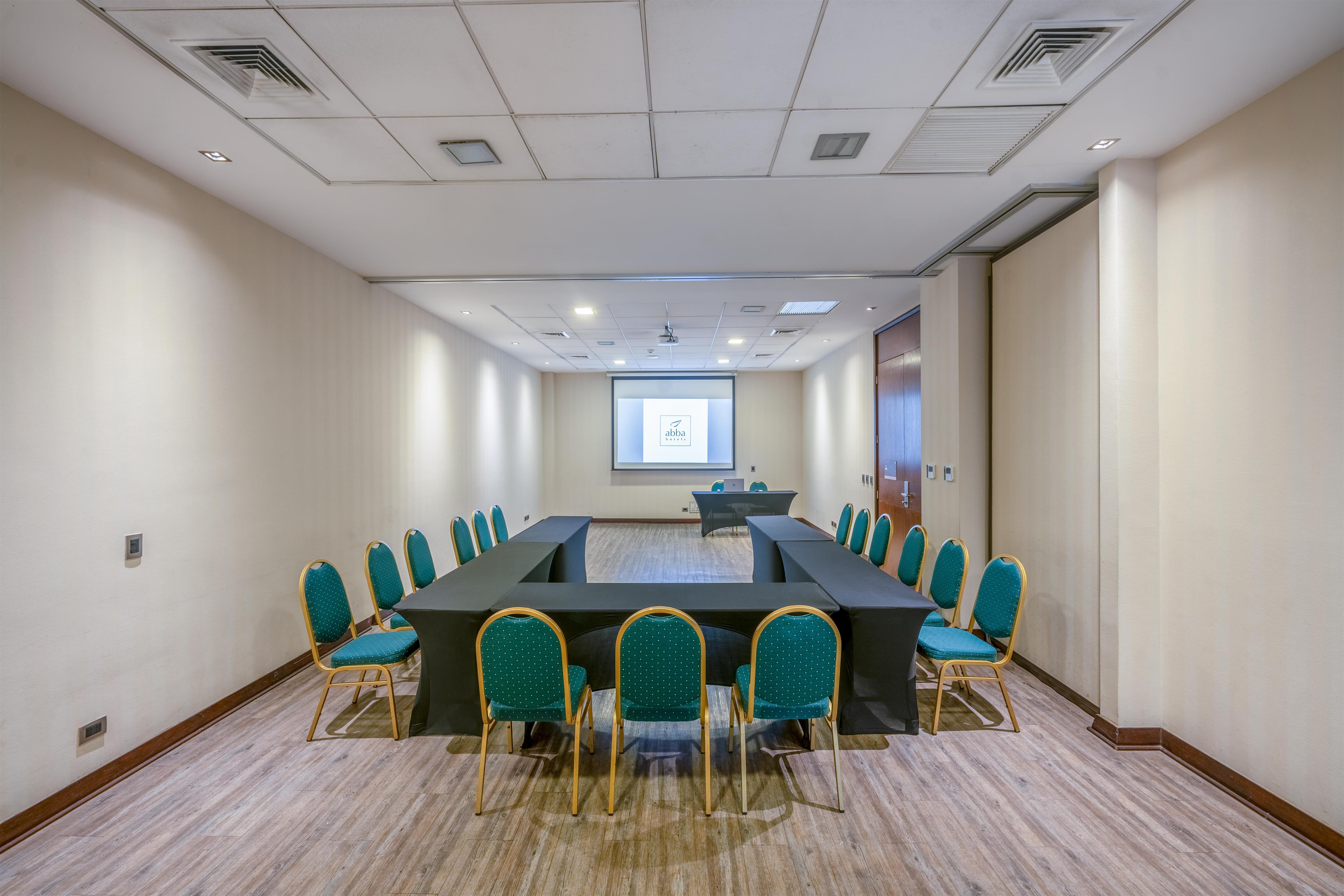 Abba Presidente Suites Santiago 42/50