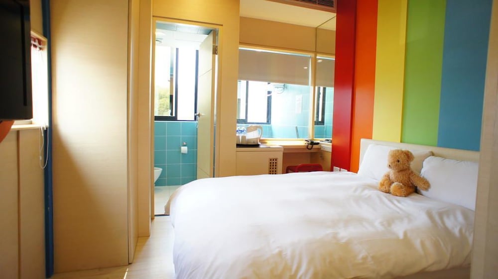 Tan Hui Hotel 10/46