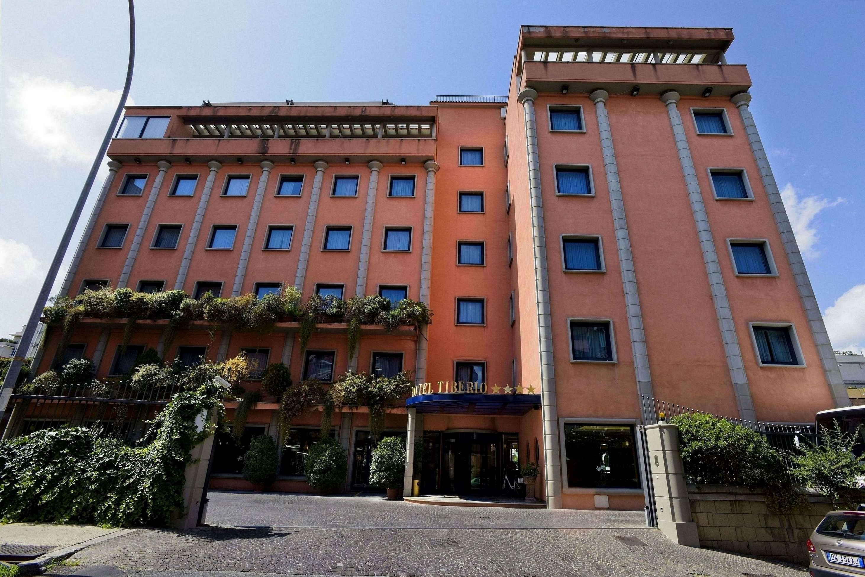 GRAND HOTEL TIBERIO 1/12
